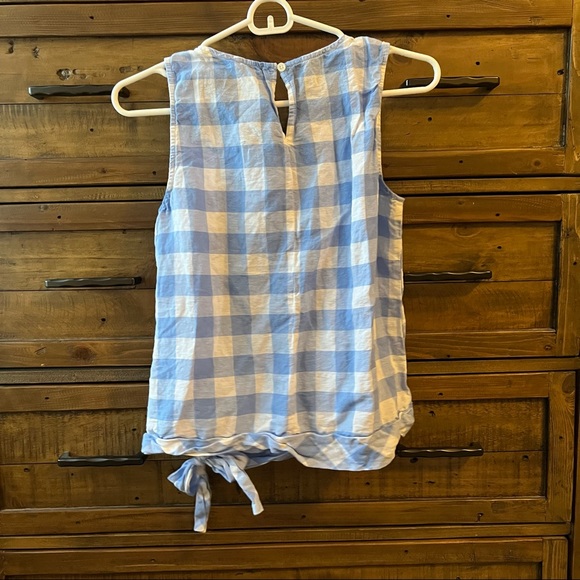 Bundle of J. Crew Sleeveless Shirts - Picture 6 of 7